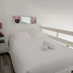 Casa vacanze Maison Dans Résidence Avec Piscine Et Tennis - 4 Personnes *