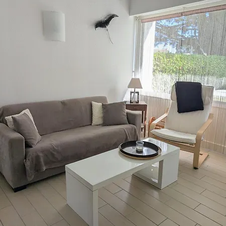 Vakantiehuis Maison Dans Avec Piscine Et Tennis - 4 Personnes Pornic