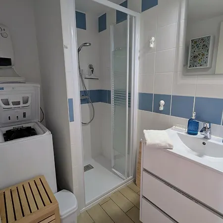 Maison Dans Avec Piscine Et Tennis - 4 Personnes Pornic